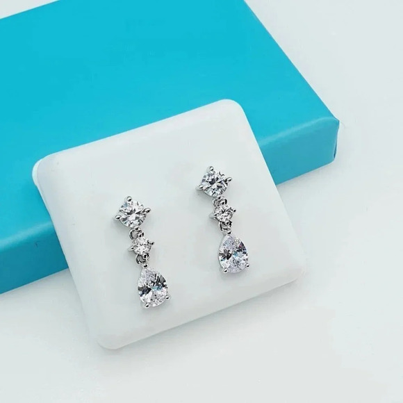 "925 Sterling Silver CZ Beautiful Earrings for Women, 1USPAR4251 - Picture 7 of 10